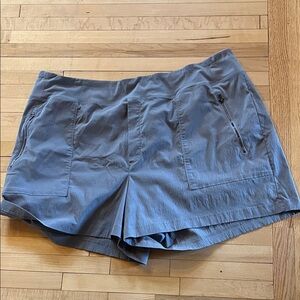 Athleta Women's Steel Blue Cargo Shorts